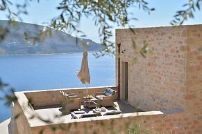 Akrolithi Boutique Hotel