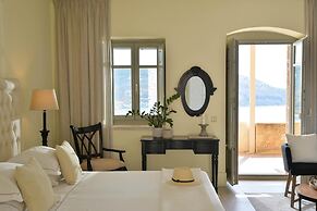 Akrolithi Boutique Hotel