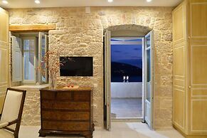 Akrolithi Boutique Hotel