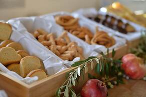 Akrolithi Boutique Hotel