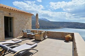 Akrolithi Boutique Hotel