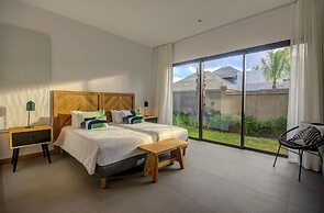 Mythic Suites & Villas by MJ Holidays