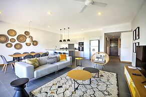 Mythic Suites & Villas by MJ Holidays
