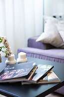 Pastoral at the heart of Rothchild Blv.