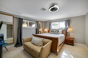 Las Vegas - 5 Mins From The Strip 4 Bedroom Home by RedAwning