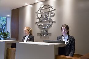 Hotel Land Plaza La Plata