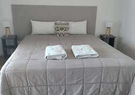 Apart Hotel Quijote by DOT Suites