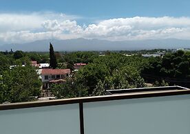 Apart Hotel Quijote by DOT Suites