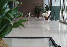 Apart Hotel Quijote by DOT Suites