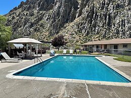 Meadowcliff lodge