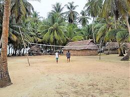 Cabins in Asserya Island - San Blas paradise - meals included
