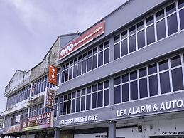 OYO 1145 Lea Guest House & Cafe