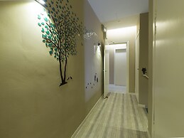 OYO 1145 Lea Guest House & Cafe