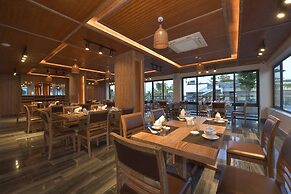 Cocoland Thu Xa Ancient Town Resort