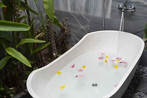 Cocoland Thu Xa Ancient Town Resort