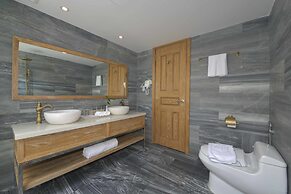 Cocoland Thu Xa Ancient Town Resort