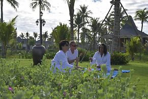 Cocoland Thu Xa Ancient Town Resort