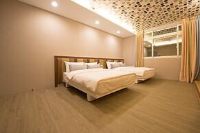 Green Island Bay Resort