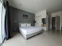 Big Buddha Hillside Hotel