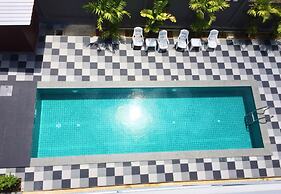 Big Buddha Hillside Hotel