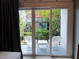 Big Buddha Hillside Hotel