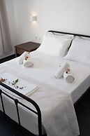 Petra Mykonos Studios & Suites