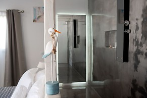 Petra Mykonos Studios & Suites