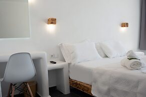 Petra Mykonos Studios & Suites