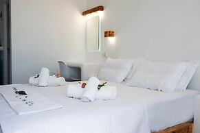 Petra Mykonos Studios & Suites