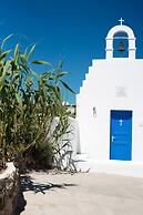 Petra Mykonos Studios & Suites