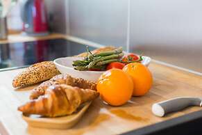 Montaber Apartments - Gracia Torrijos