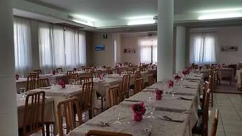Hotel Marebello