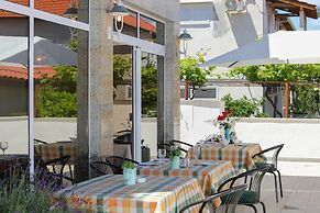 Downtown Private Rooms