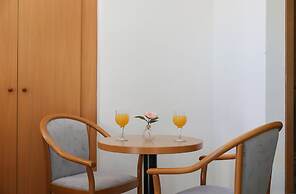 Downtown Private Rooms