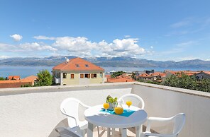 Downtown Private Rooms