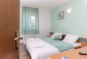 Downtown Private Rooms