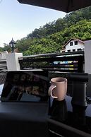 Jace's Travellers Inn