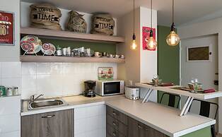 Vintage Apartment in the heart of Plaka