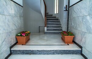 Apartment at the foothills of Acropolis