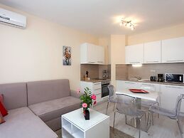 Varna South Bay Apart Complex