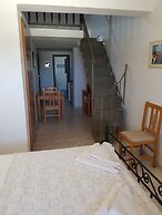 Dagris Villa Studios