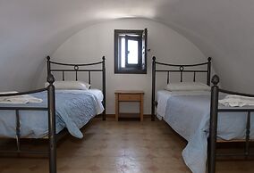 Dagris Villa Studios