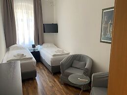 An der Porzellan Manufaktur