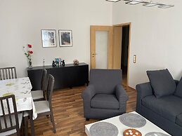 An der Porzellan Manufaktur