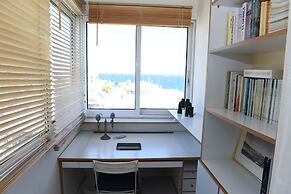 Top Floor With Stunning 360 View