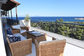 Top Floor With Stunning 360 View