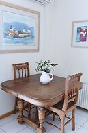 Top Floor With Stunning 360 View