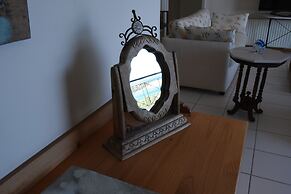 Top Floor With Stunning 360 View