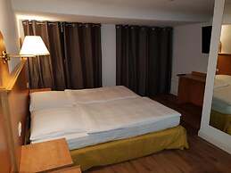 Hotel Krone UG