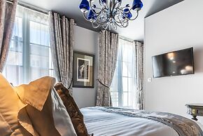 BRIT HOTEL PRIVILEGE LISIEUX – La Villa des Arts